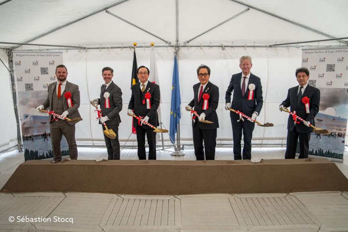 ceremonie van de eerstesteenlegging