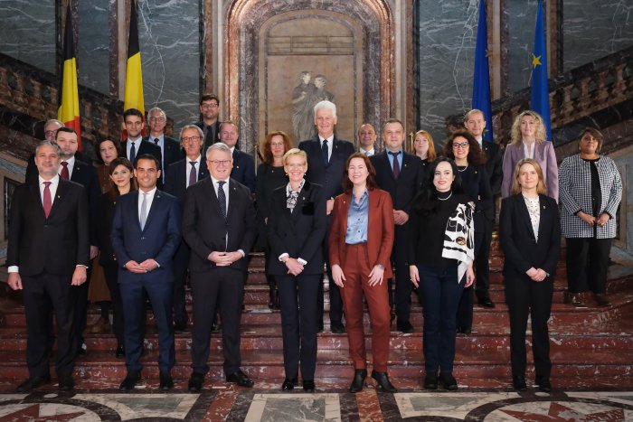 groepsfoto van de deelnemers aan de conferentie "Minimuminkosten 18 januari 2024"