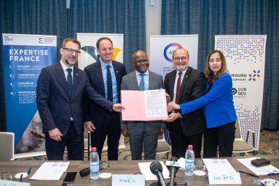 Enabel, AFD et Luxdev signent un accord de partenariat